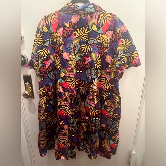 NOOWORKS Eloise Dress in “Tropi Trip” Print (5X) - Picture 3 of 4